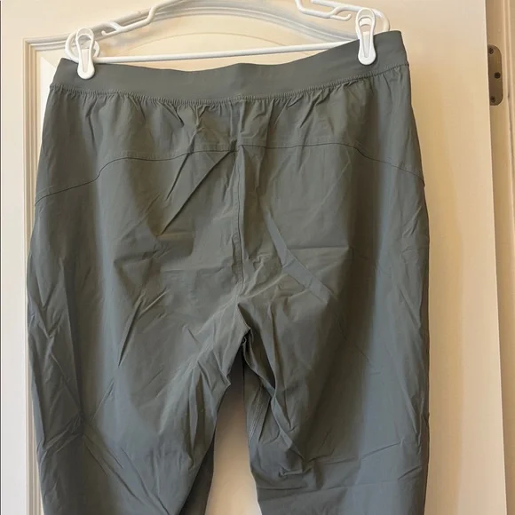 Lululemon adapted state high rise jogger sz14 - Picture 6 of 8